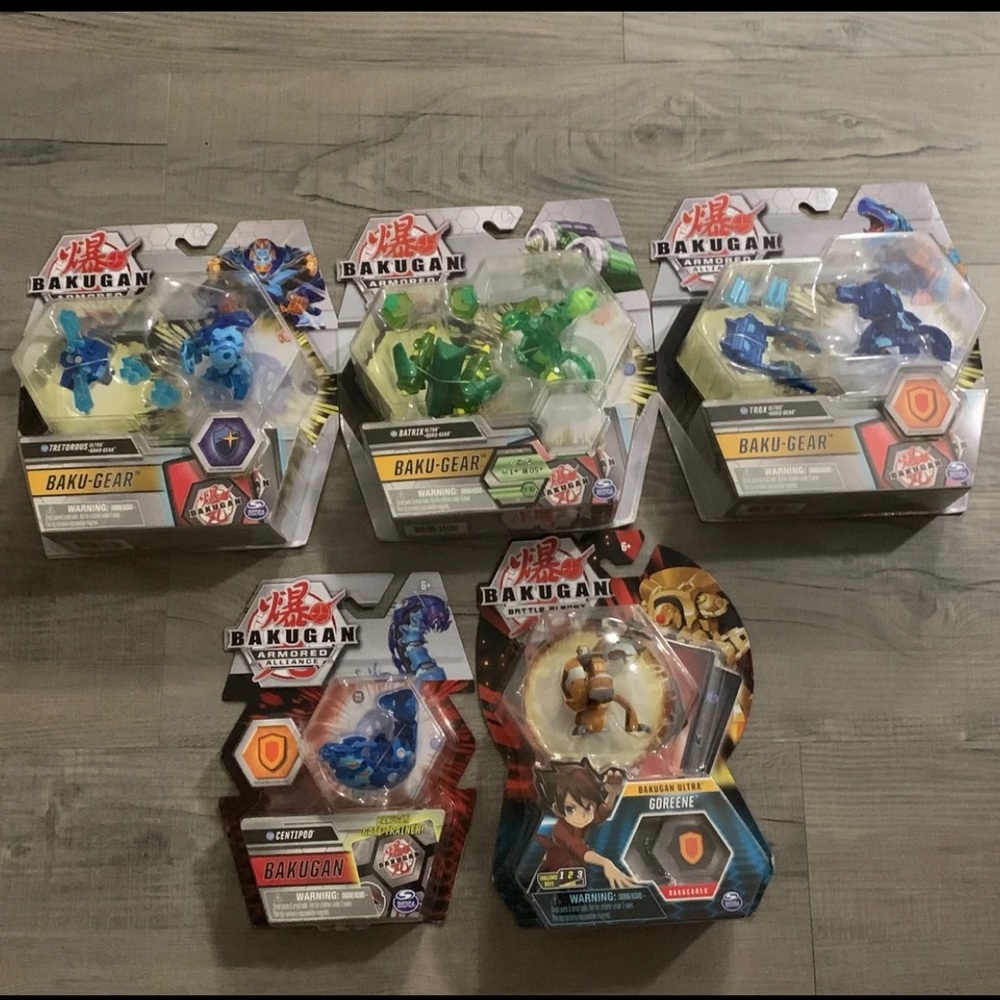 *BRAND NEW* BAKUGAN SET